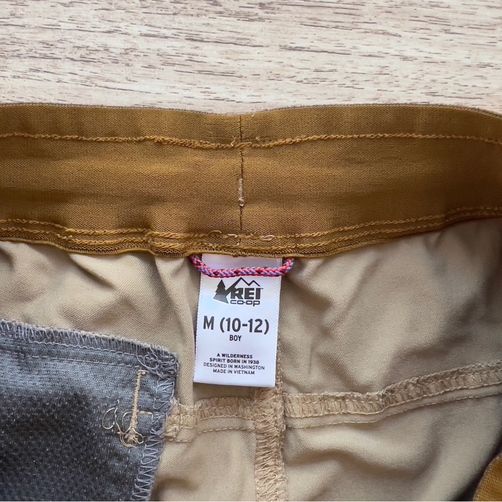 REI Tan Shorts 10/12 - Picture 4 of 5